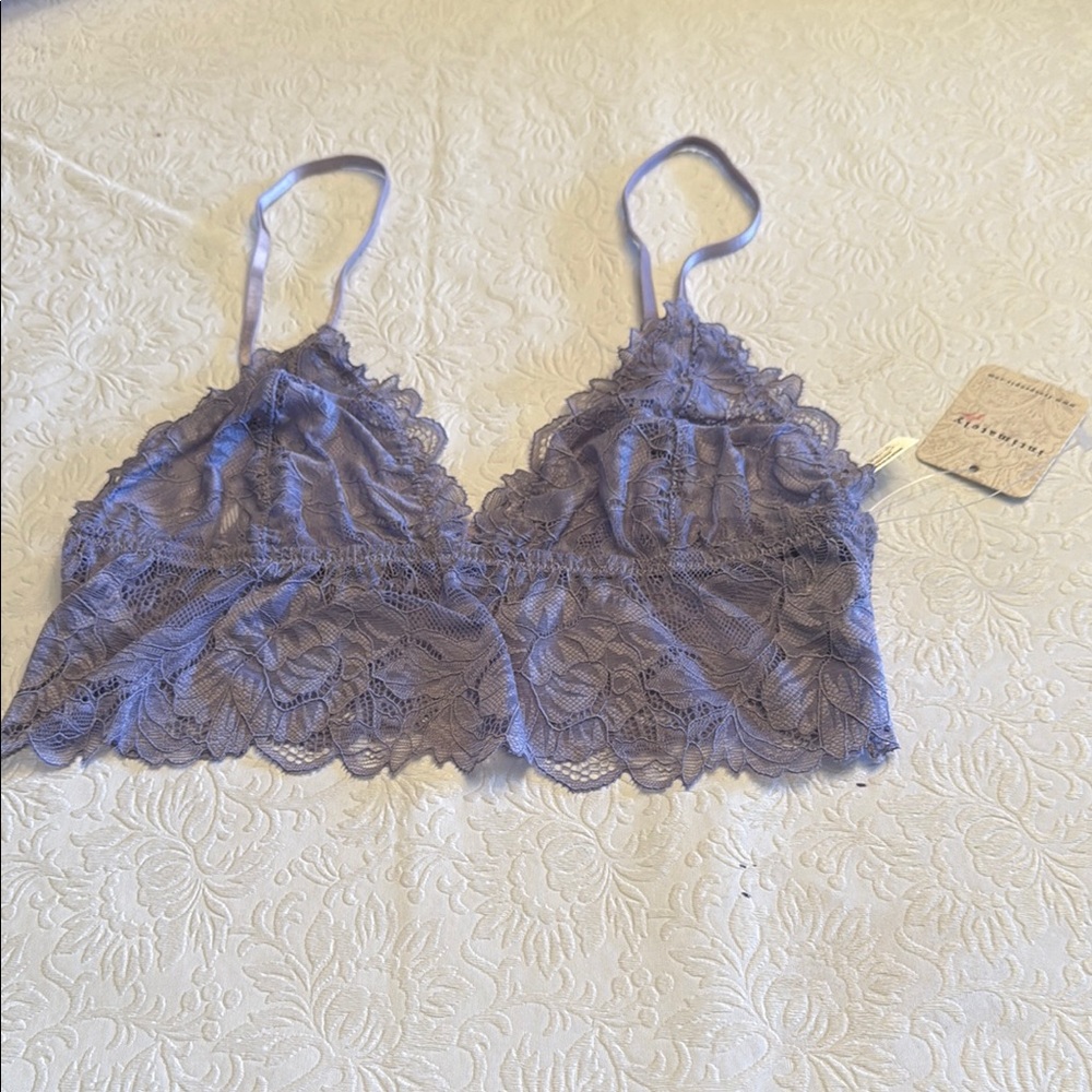 FREE PEOPLE LACE BRA  XS BRALETTE NWT
